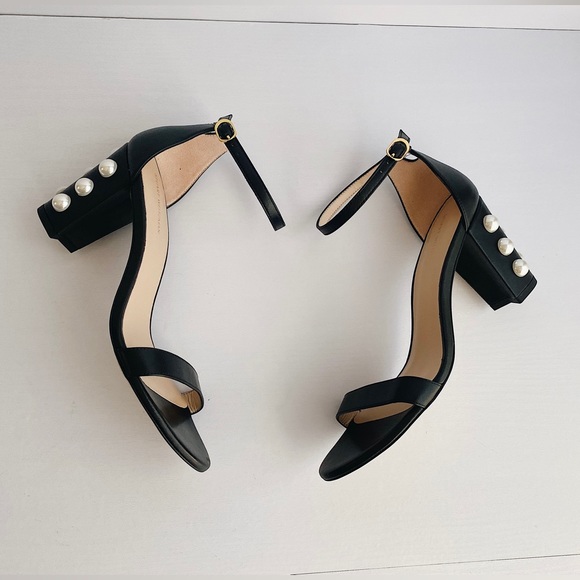 ✨New STUART WEITZMAN NearlyNude Pearl Studded Heel Leather Strappy Sandals 8B - Picture 5 of 10